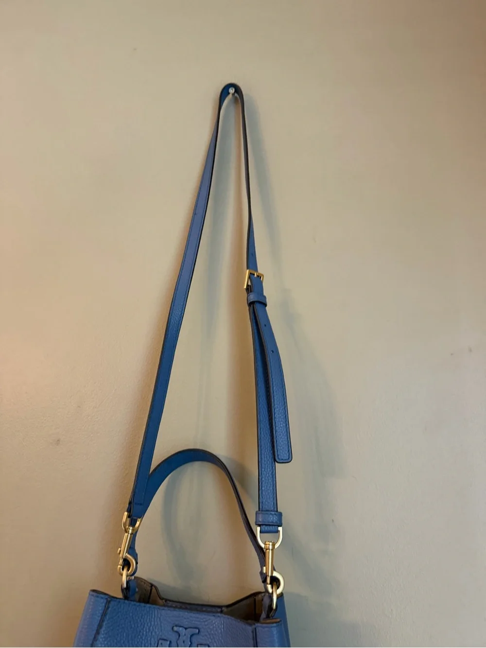 TORY BURCH McGraw Small 2way Leather Logo Hand Tote Bucket Bag Blue Crossbody